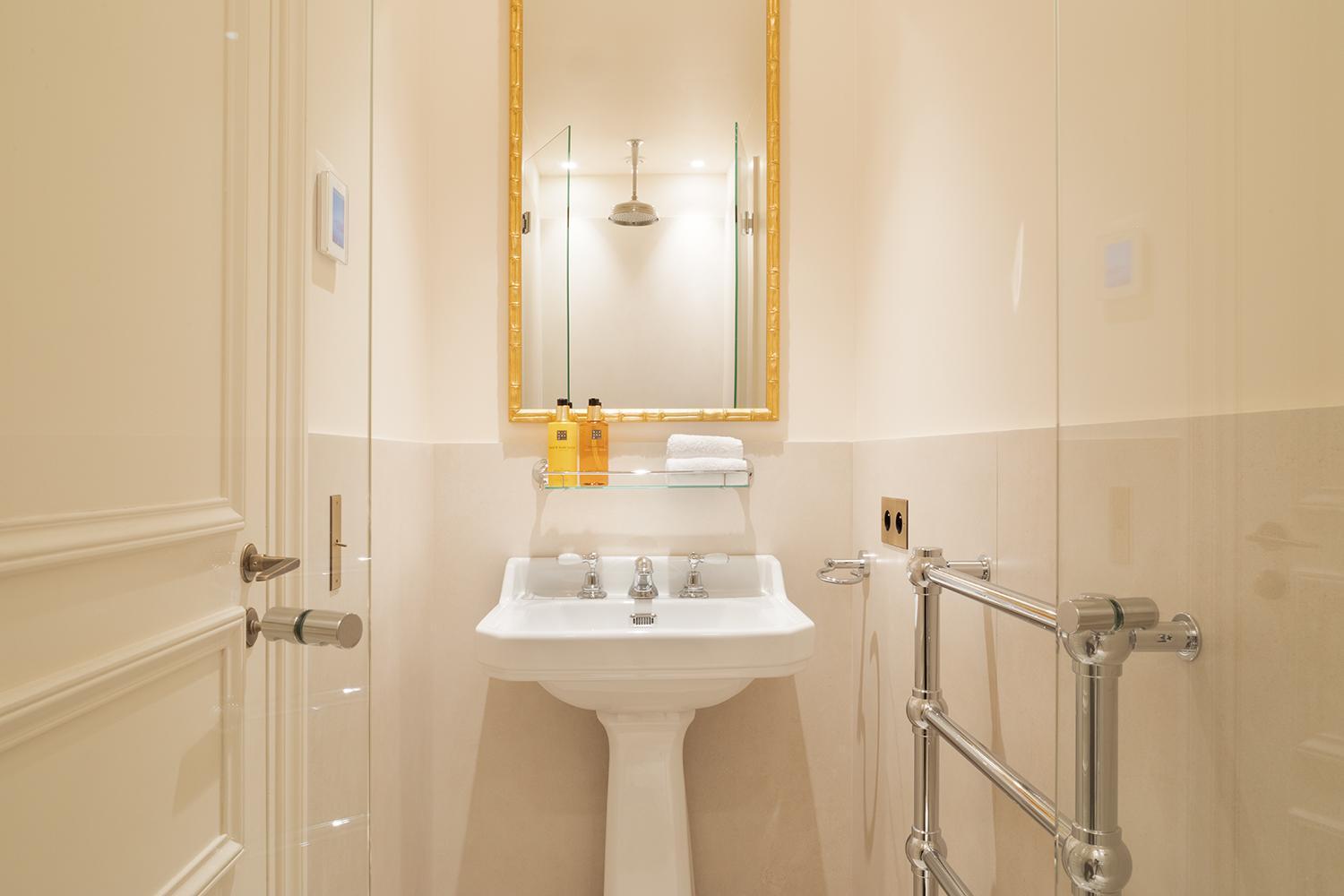 Pick A Flat'S Apartements With Services In Louvre - Rue Des Halles París Exterior foto